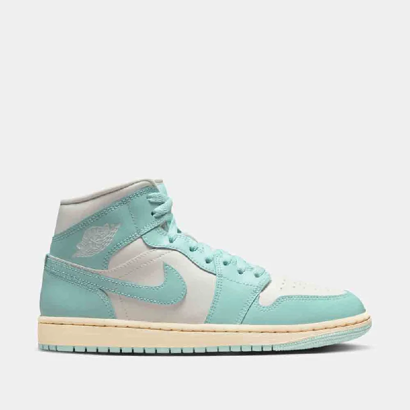 Basketball Shoes With Good Traction-Women's Air Jordan 1 Mid