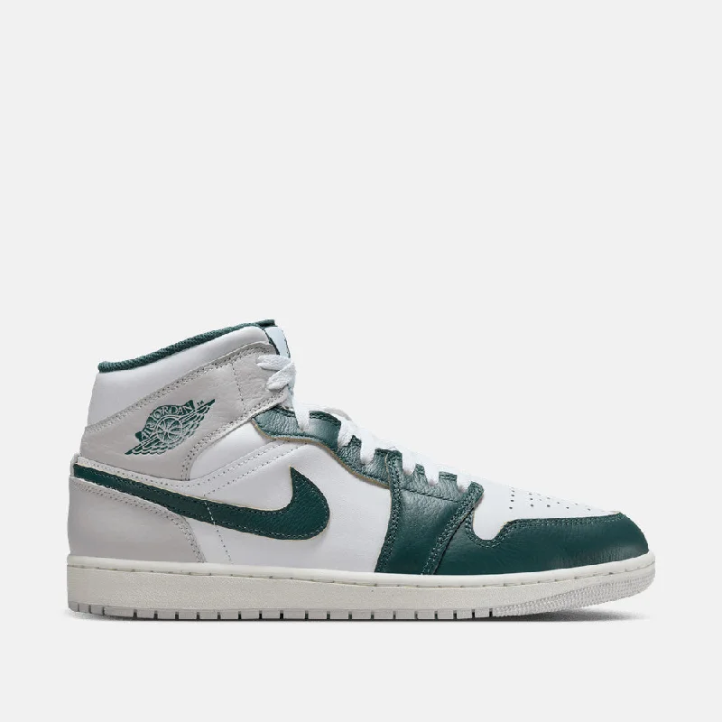 Basketball Shoes For Low Impact-Air Jordan 1 Mid SE