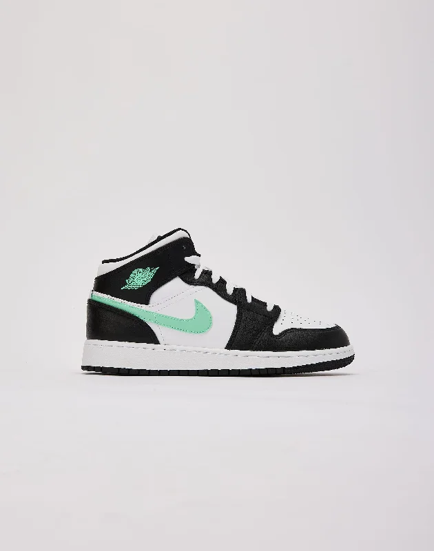 Basketball Shoes For Power Forwards-Jordan Air Jordan 1 Mid Grade-School