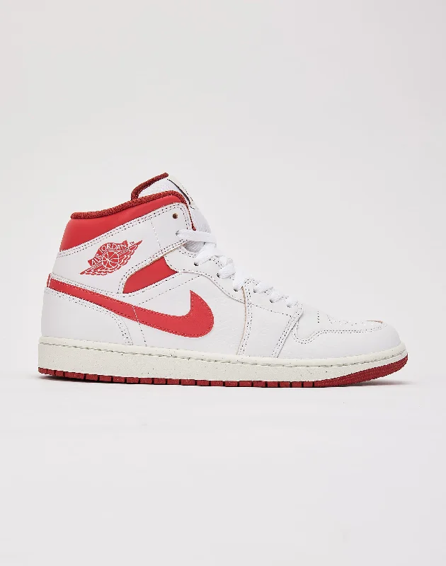 Basketball Shoes With Durable Outsoles-Jordan Air Jordan 1 Mid SE