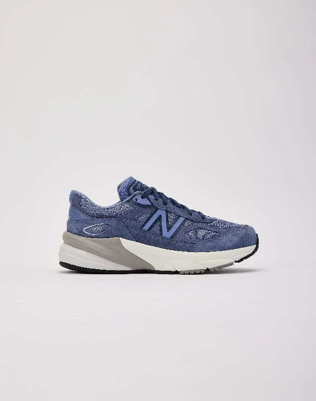 Basketball Shoes For High Flyers-New Balance 990V6 Grade-School