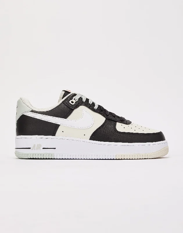 Basketball Shoes With Discounts-Nike Air Force 1 Low '07 LV8