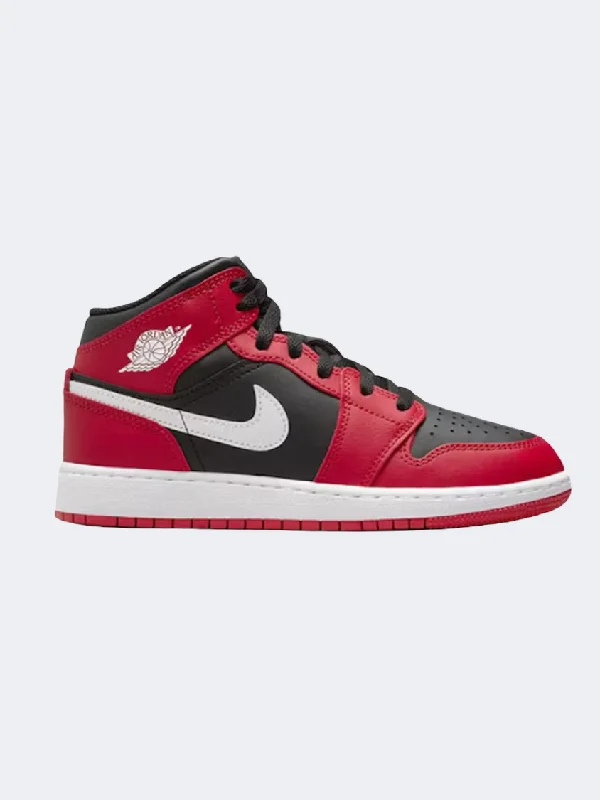 Basketball Shoes For Practice-Nike Air Jordan 1 Gs-Boys Lifestyle Shoes Black/Red/White