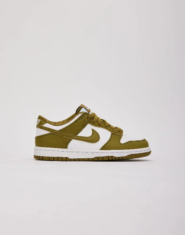 Basketball Shoes For Wet Courts-Nike Dunk Low Grade-School