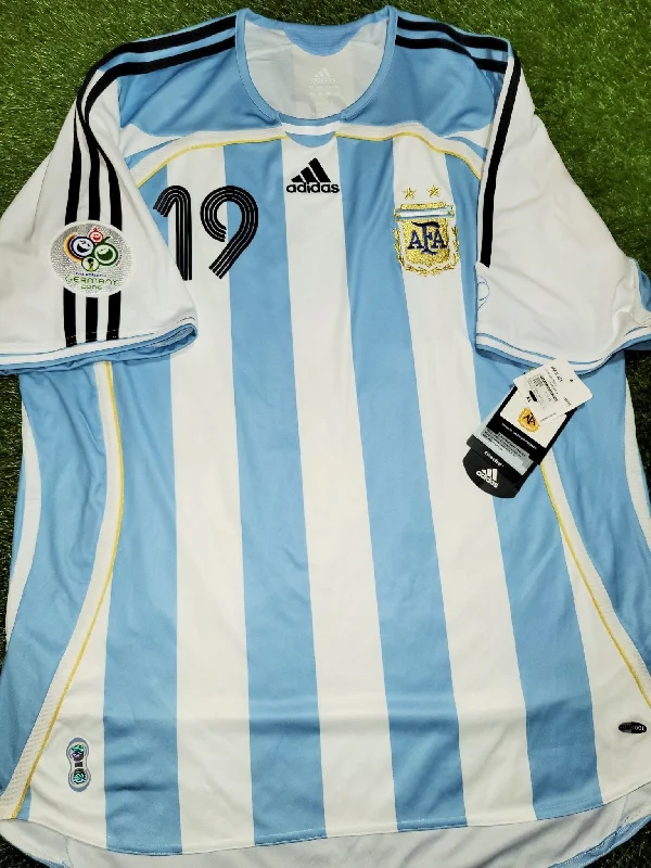 Football Jersey With Tradition Prints-Messi Argentina 2006 WORLD CUP Home Adidas Soccer Jersey Shirt BNWT XL SKU# 739802 AZB001