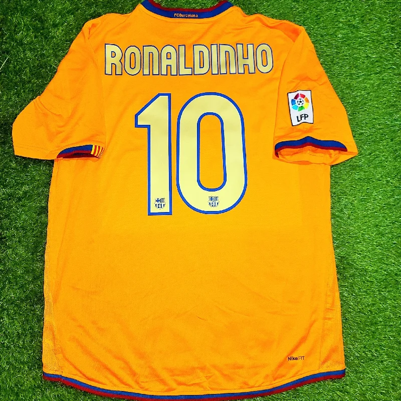 Football Jersey With Crowdsourced Art-Ronaldinho Barcelona 2006 2007 Away Jersey Shirt Camiseta L SKU# 146982-819